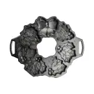Lodge | Holiday Wreath Pan