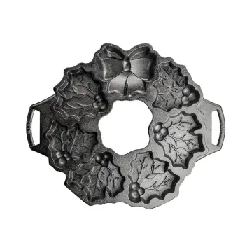 Lodge | Holiday Wreath Pan